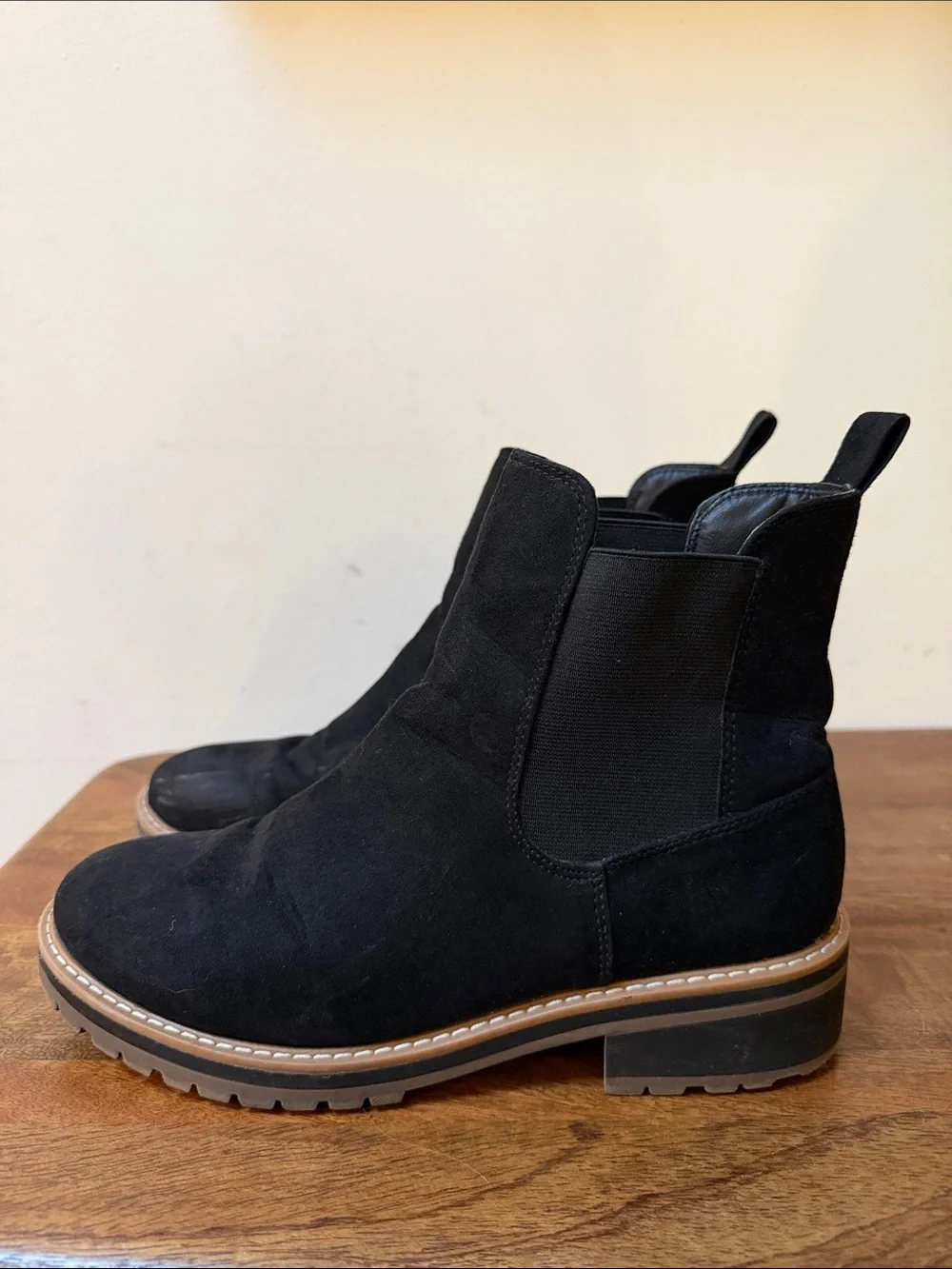 Kensie Black Chelsea Boots for Women - Casual Slip-On